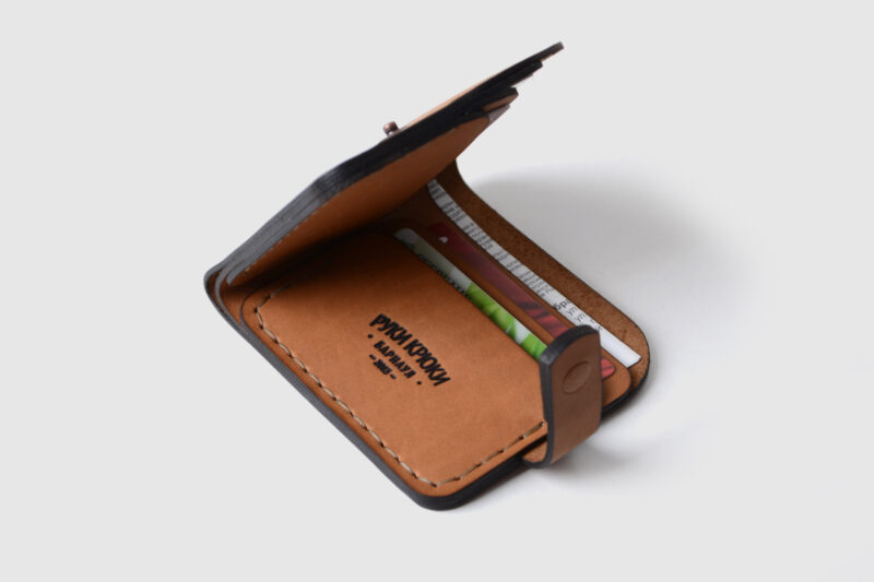 Classic wallet   •  Copper color